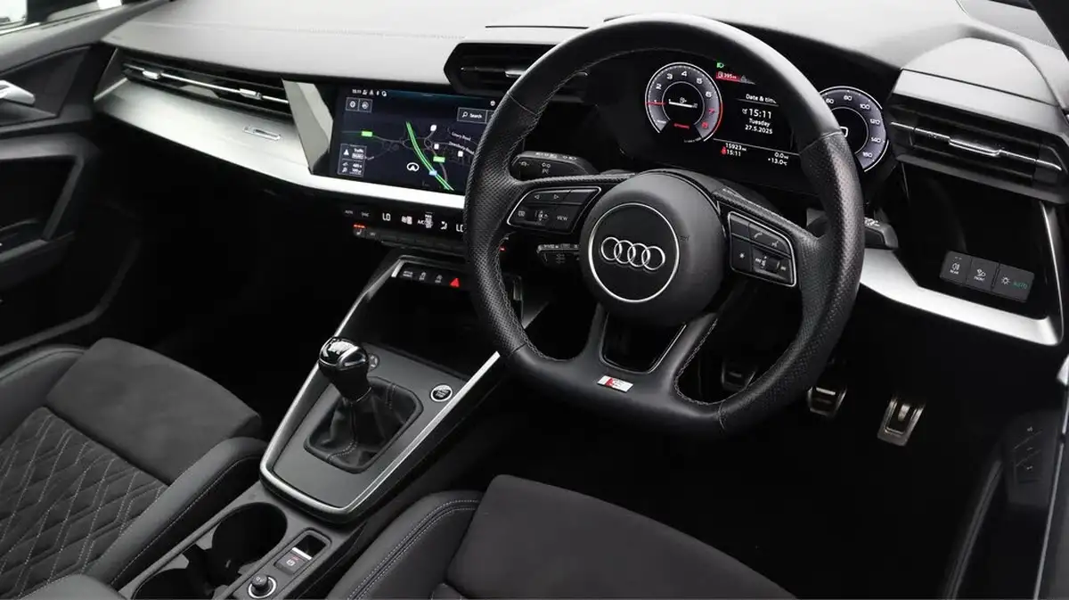 2022-audi-a3-15-35-tfsi-edition-1-sportback-5d-big-9