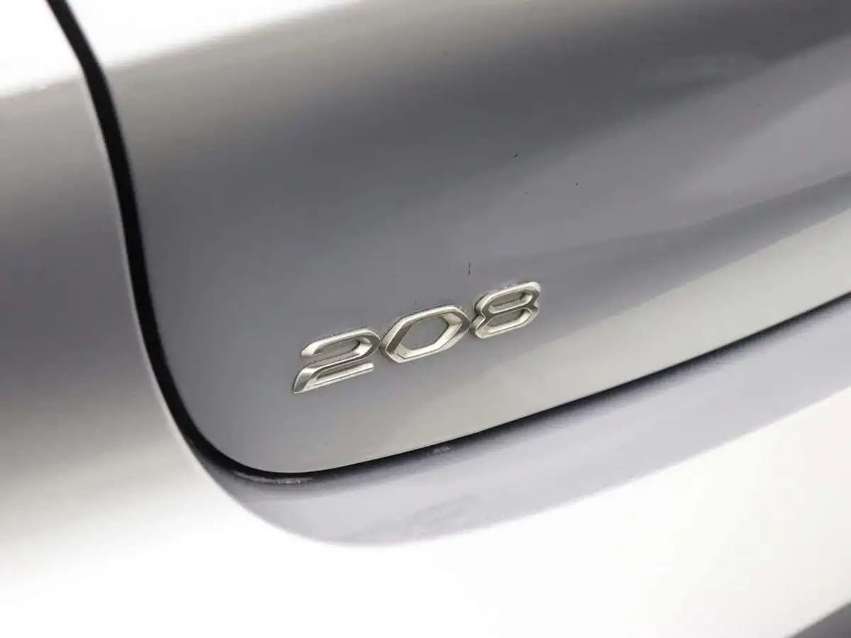 2022-peugeot-208-12-puretech-gt-premium-130bhp-eat8-big-54