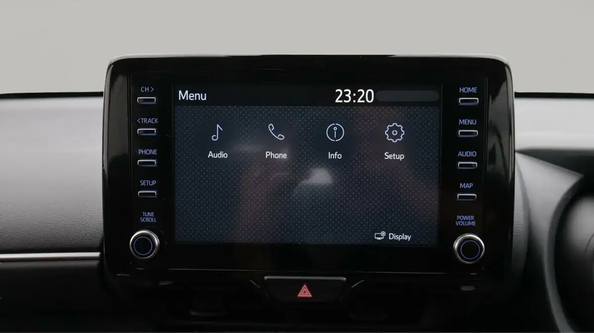 2022-toyota-yaris-cross-15-vvt-i-icon-big-11