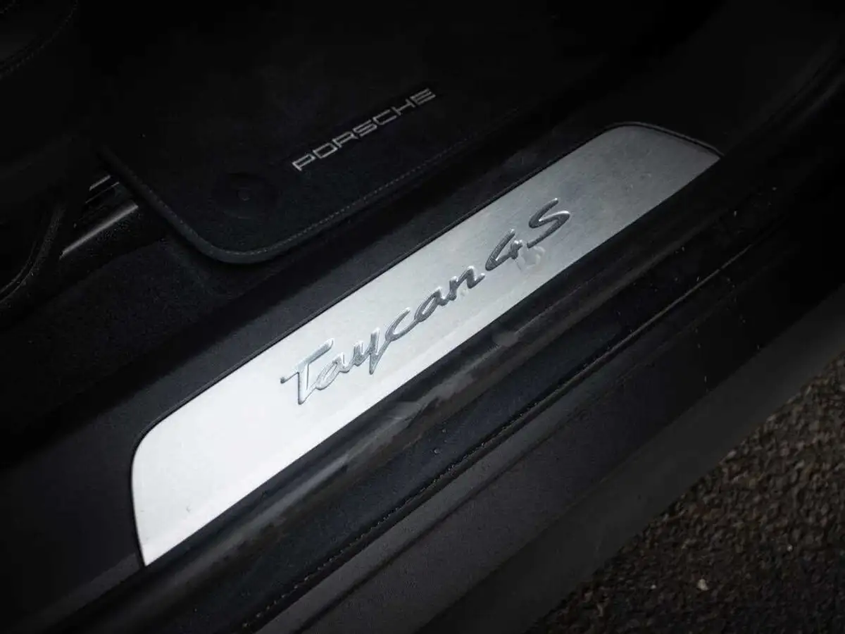 2024-porsche-taycan-e-4s-sport-turismo-544ps-big-33