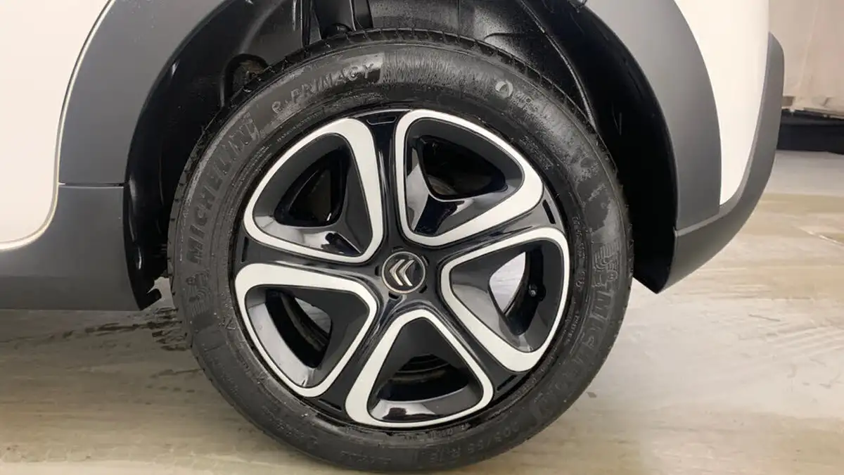 2022-citroen-c3-12-puretech-sense-big-16