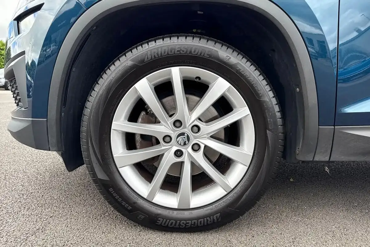 2022-skoda-kodiaq-15-tsi-se-5-dsg-big-11
