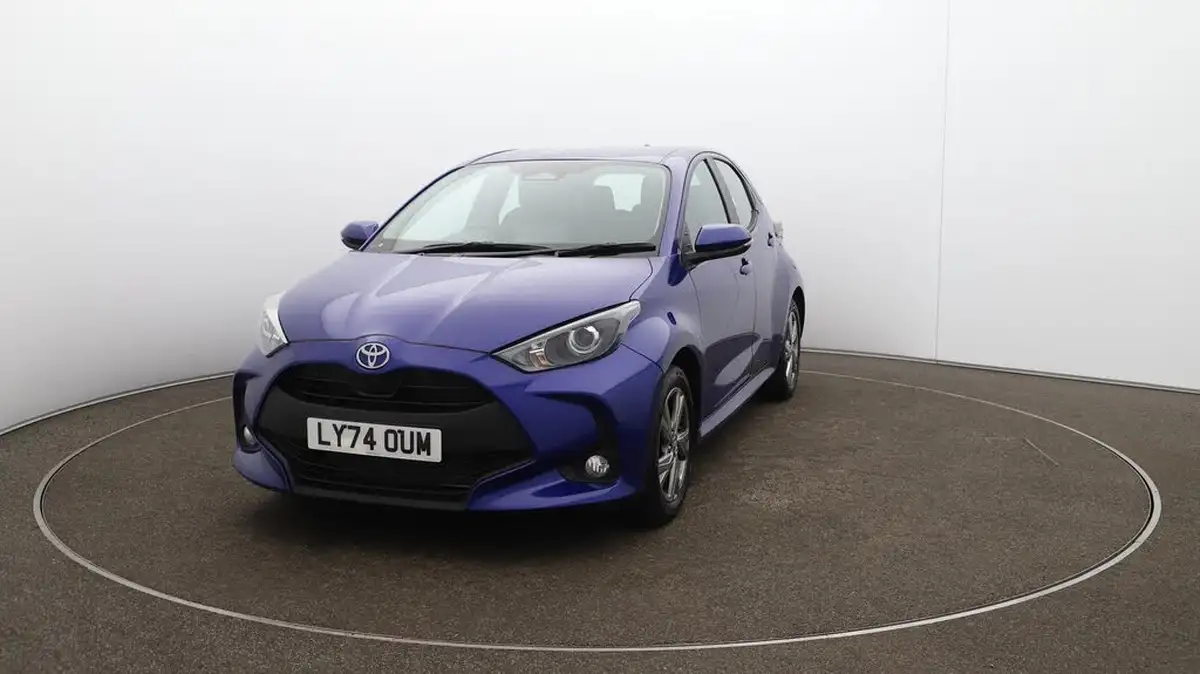 2025-toyota-yaris-15-vvt-i-icon-big-38