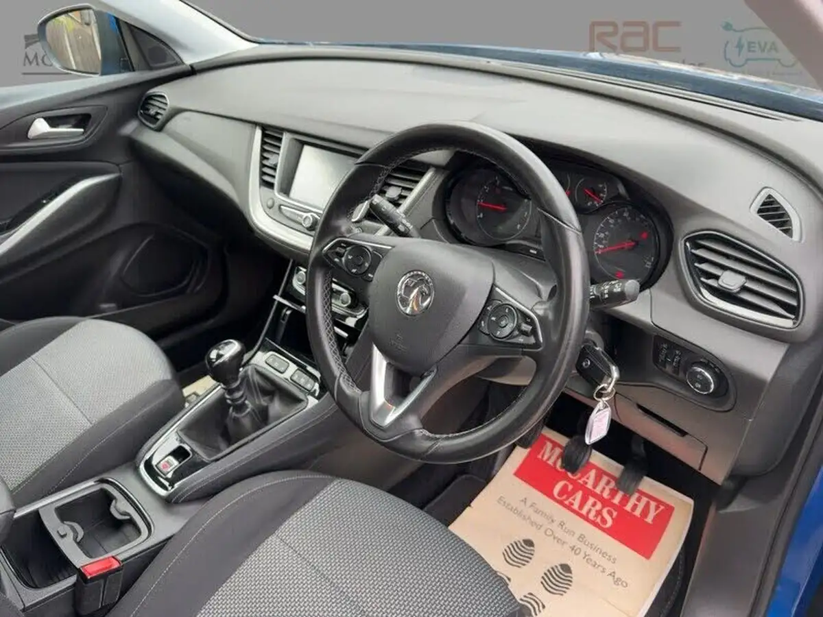 2019-vauxhall-grandland-x-12-se-ss-big-21
