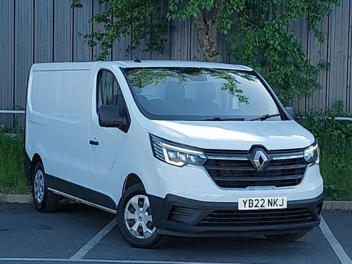 2022-renault-trafic-20dci-ll30-150-business-big-0