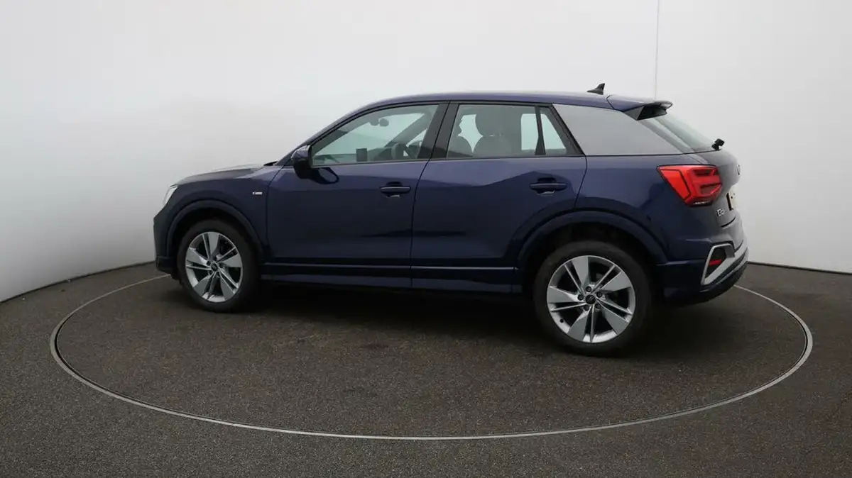 2023-audi-q2-15-35-tfsi-s-line-tronic-big-40