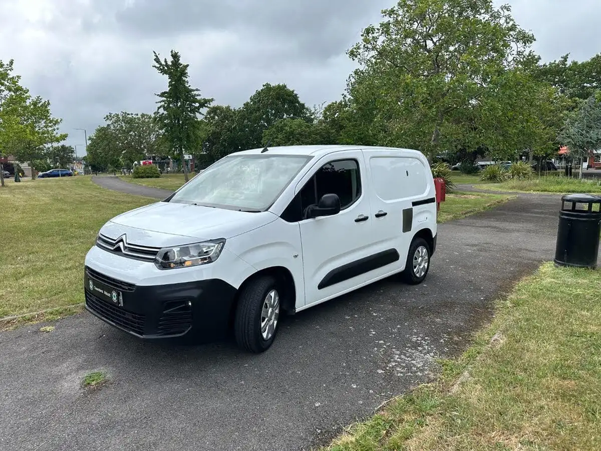 2020-citroen-berlingo-15bluehdi-650-enterprise-ss-big-7