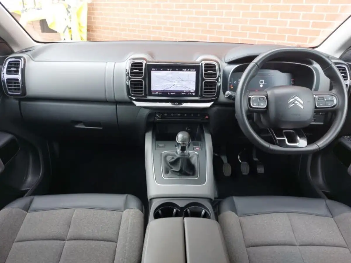 2022-citroen-c5-aircross-15bluehdi-shine-ss-big-2