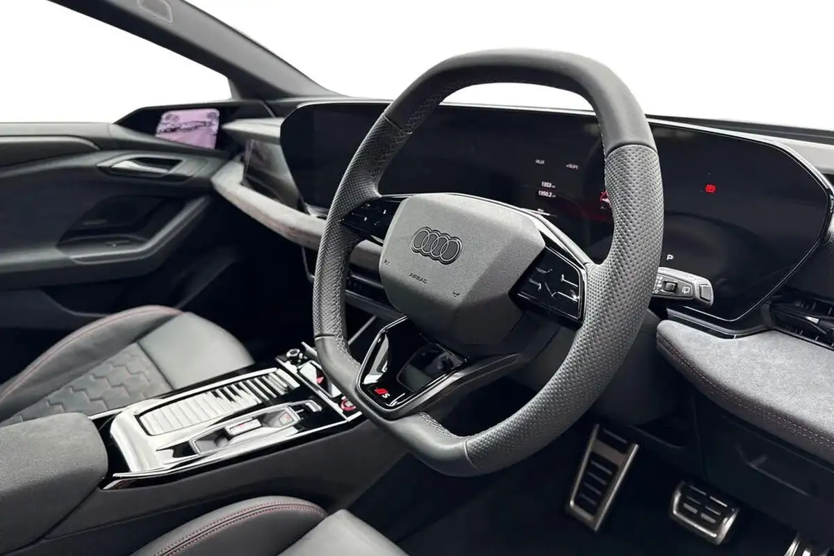 2025-audi-s6-e-tron-e-launch-edition-big-7