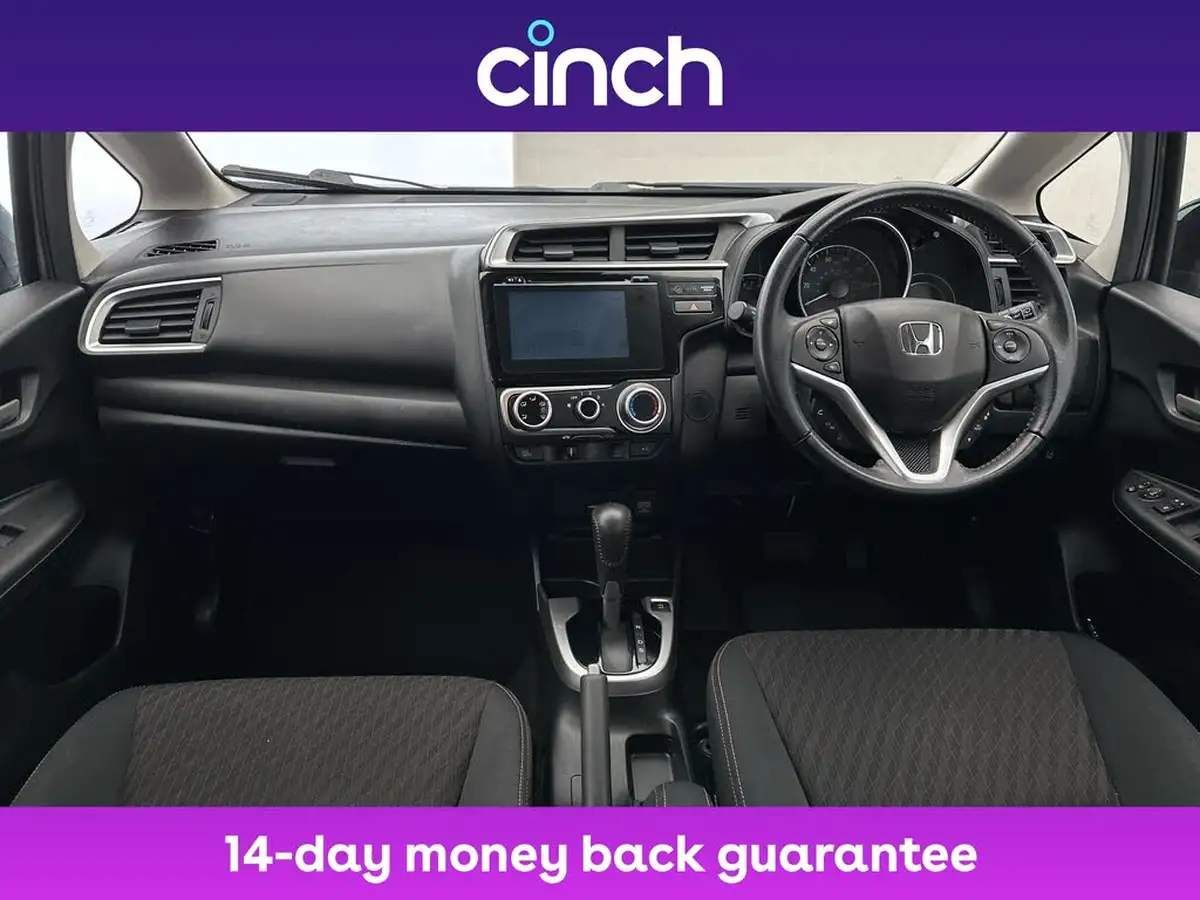 2019-honda-jazz-15-i-vtec-sport-navi-cvt-big-10