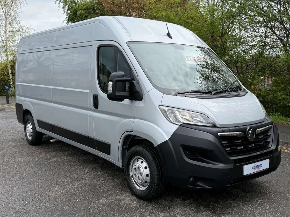 2022-vauxhall-movano-22cdti-l3-h2-3500-dynamic-140pseu6d-big-0