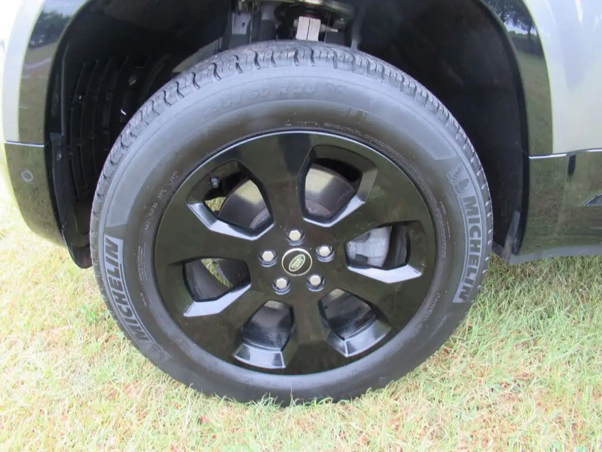 2021-land-rover-90-defender-30-d250-x-dynamic-se-big-10