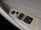 2019-bmw-5-series-small-35