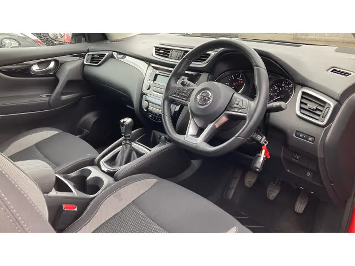 2018-nissan-qashqai-15dci-acenta-110ps-big-10