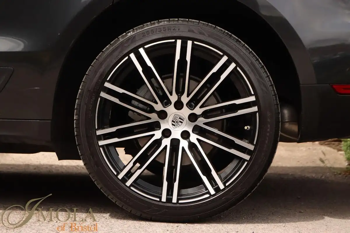 2017-porsche-macan-30td-s-ss-big-56