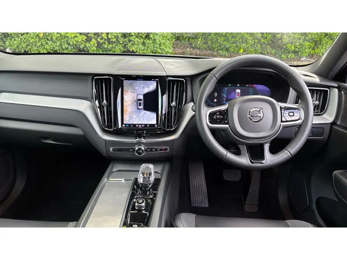 2023-volvo-xc60-20-b5-plus-big-19