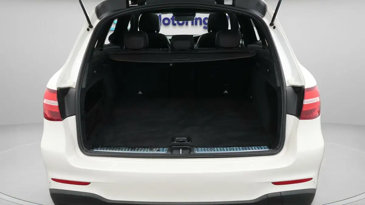 2019-mercedes-benz-glc-class-20-glc250-amg-line-premium-plusss-station-wagon-5d-big-17