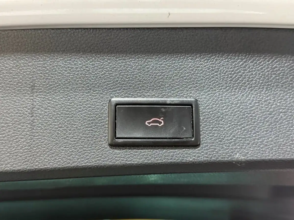 2017-seat-ateca-20-tsi-fr-big-39