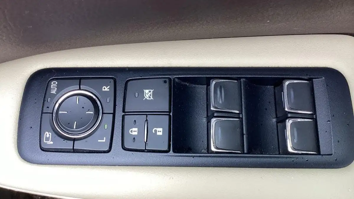 2017-lexus-rx-450h-35-luxury-p-navi-big-16