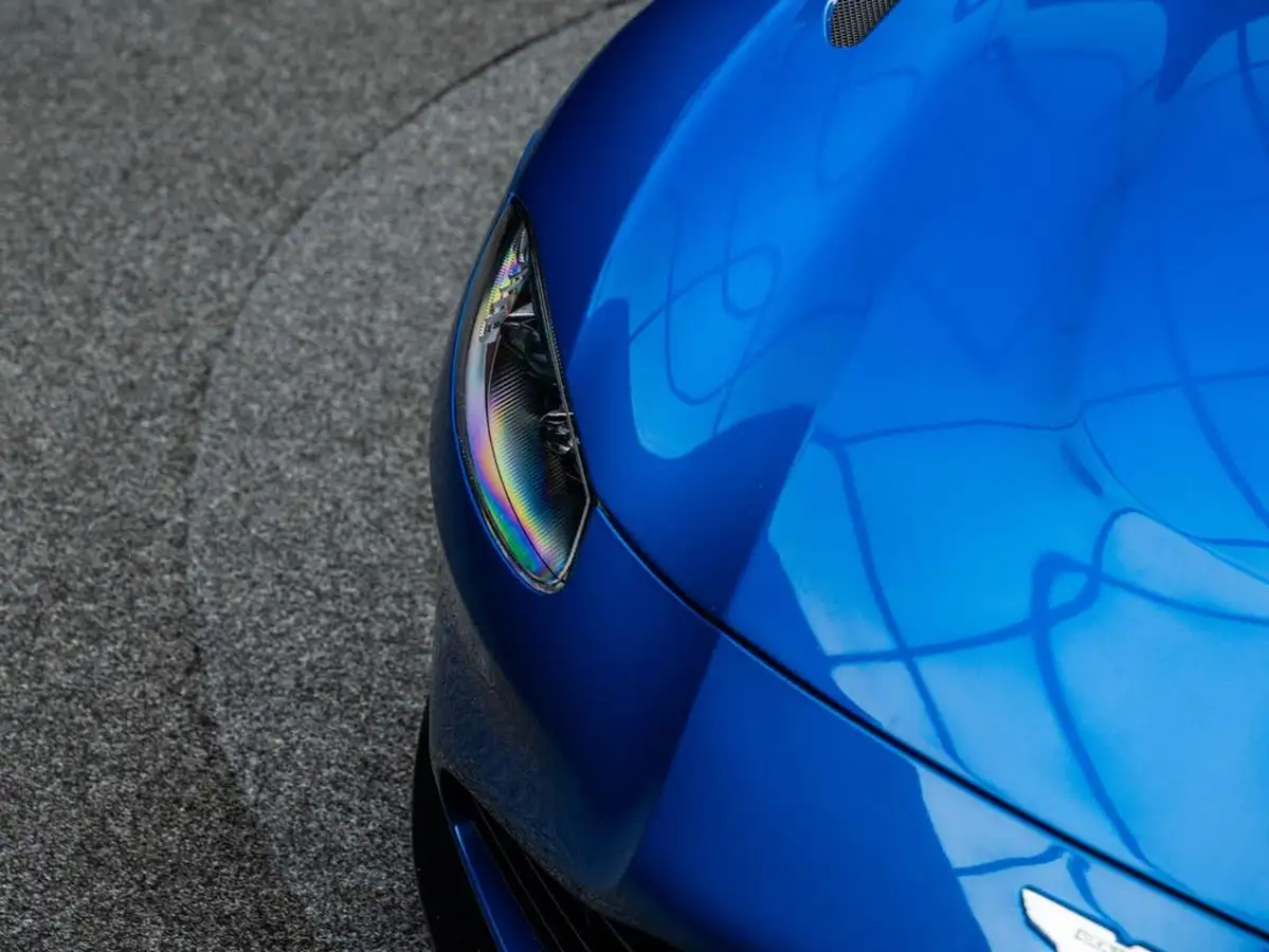2022-aston-martin-vantage-40-v8-vantage-roadster-auto-big-28