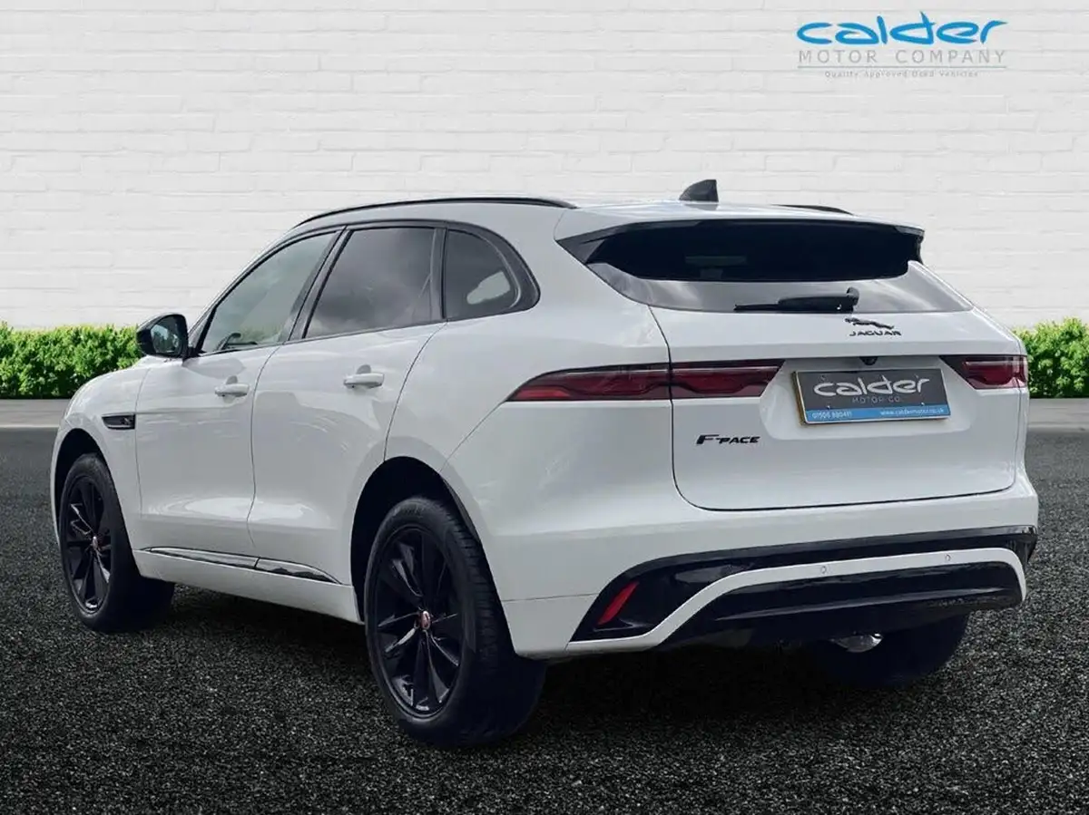 2022-jaguar-f-pace-20-d200-r-dynamic-black-big-16