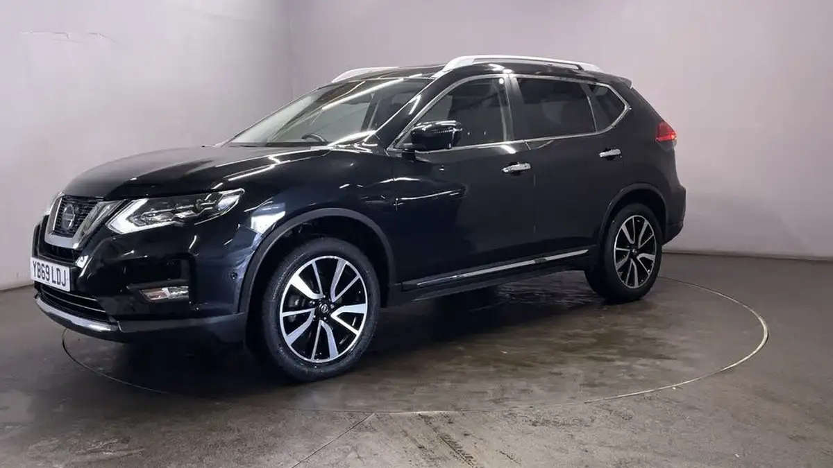 2019-nissan-x-trail-17dci-tekna-5-seat-big-3