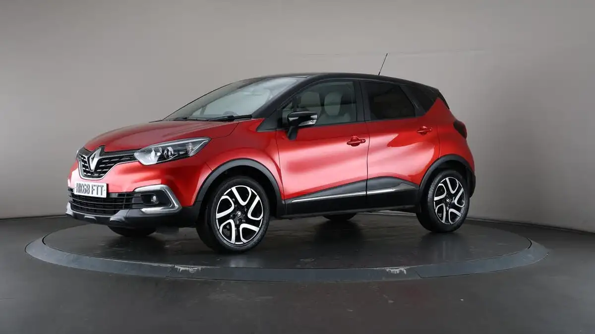 2019-renault-captur-09-tce-iconic-big-32