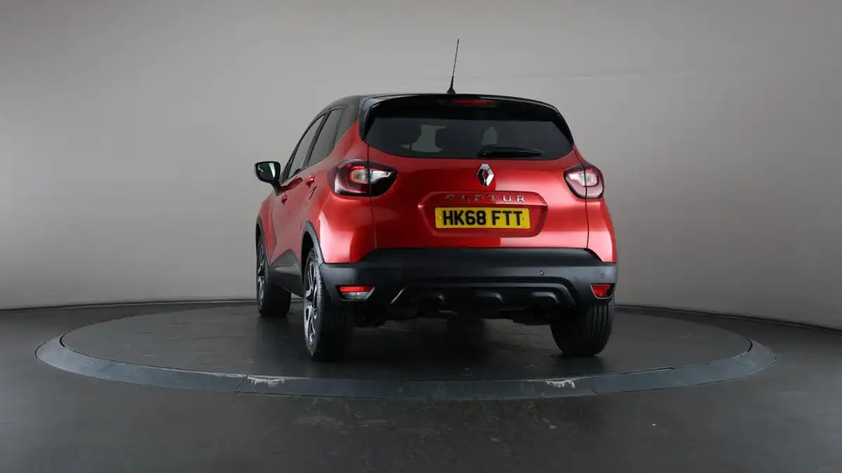 2019-renault-captur-09-tce-iconic-big-36