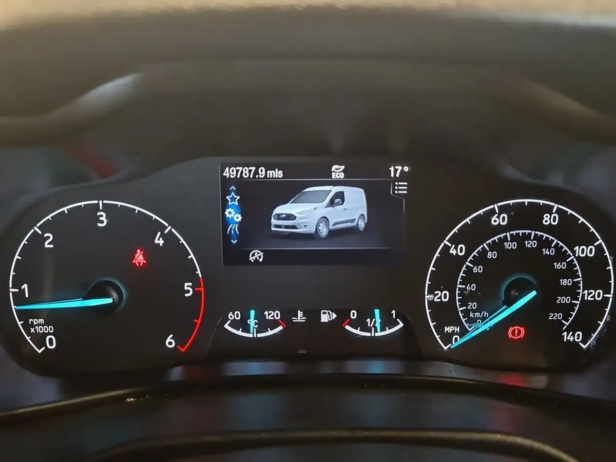 2022-ford-transit-connect-big-23