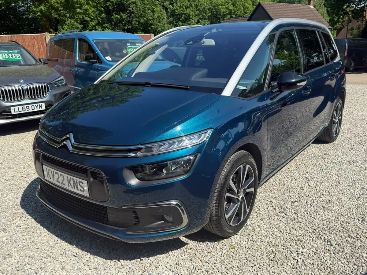 2022-citroen-grand-c4-spacetourer-12-puretech-sense-eat8-big-2