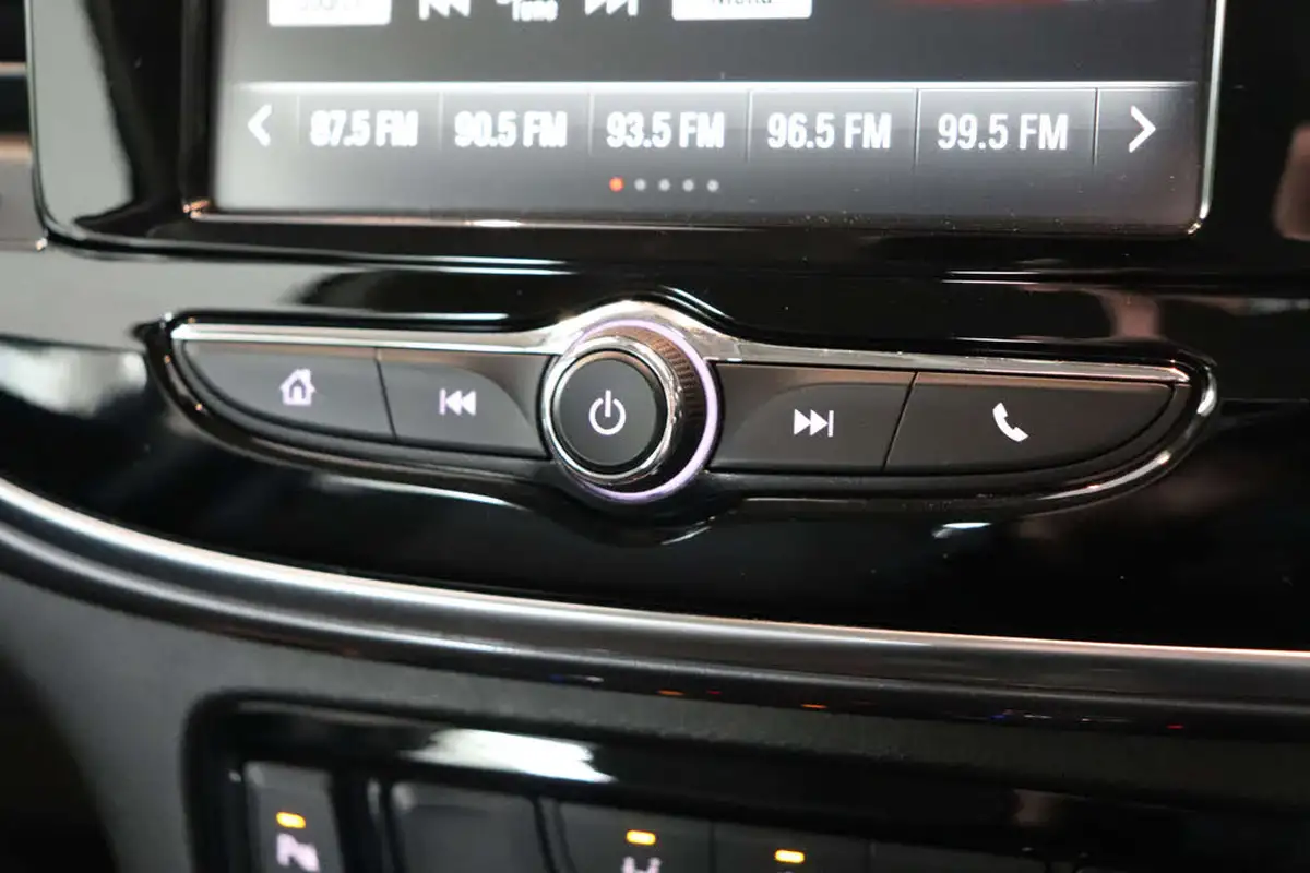 2017-vauxhall-mokka-x-14i-16v-turbo-active-140ps-ss-1364cc-big-40