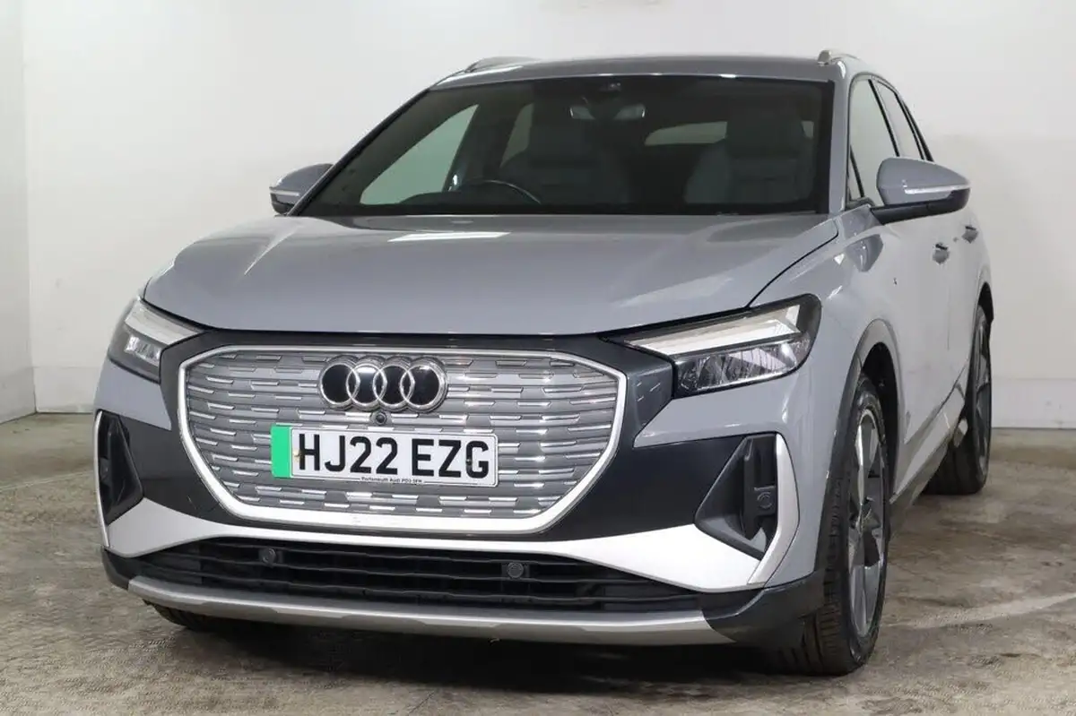 2022-audi-q4-e-tron-40e-s-line-station-wagon-big-5