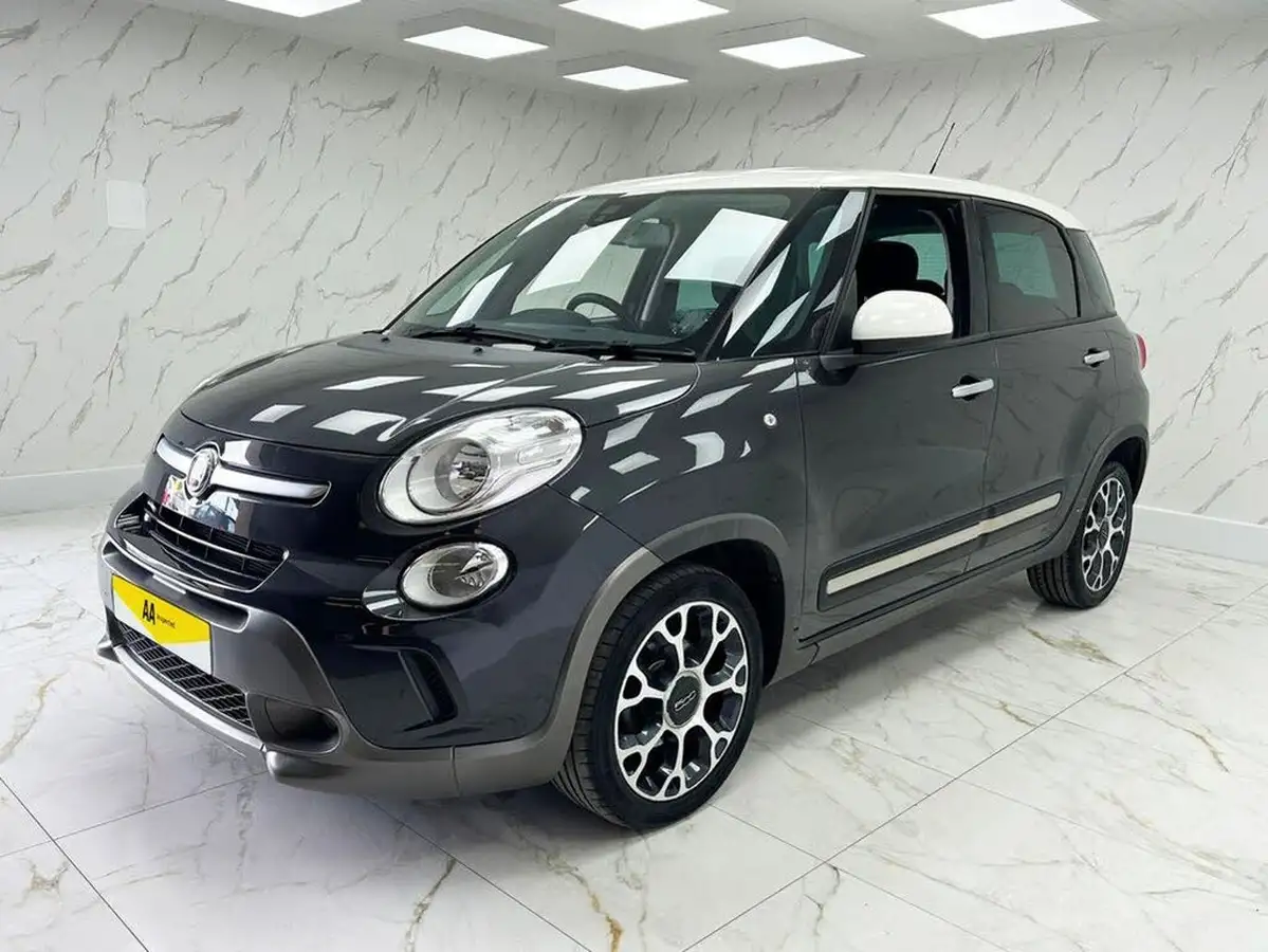 2015-fiat-500l-16multijet-trekking-105bhp-big-5