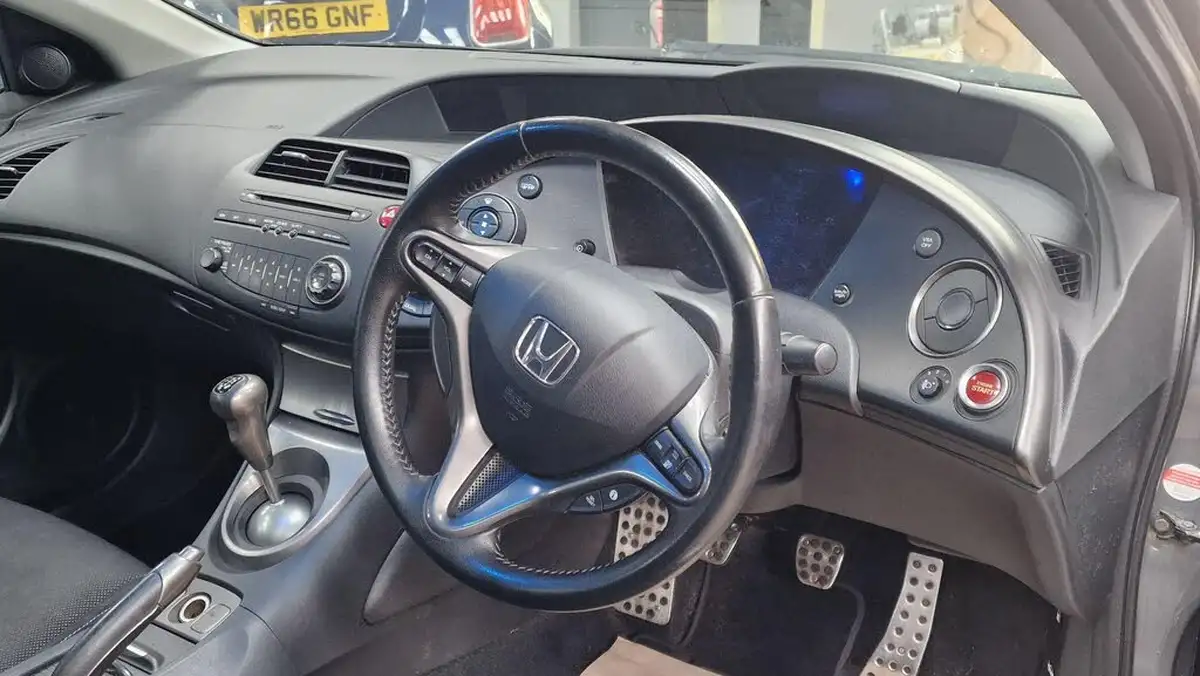 2010-honda-civic-22td-type-s-gt-22i-cdti-big-7