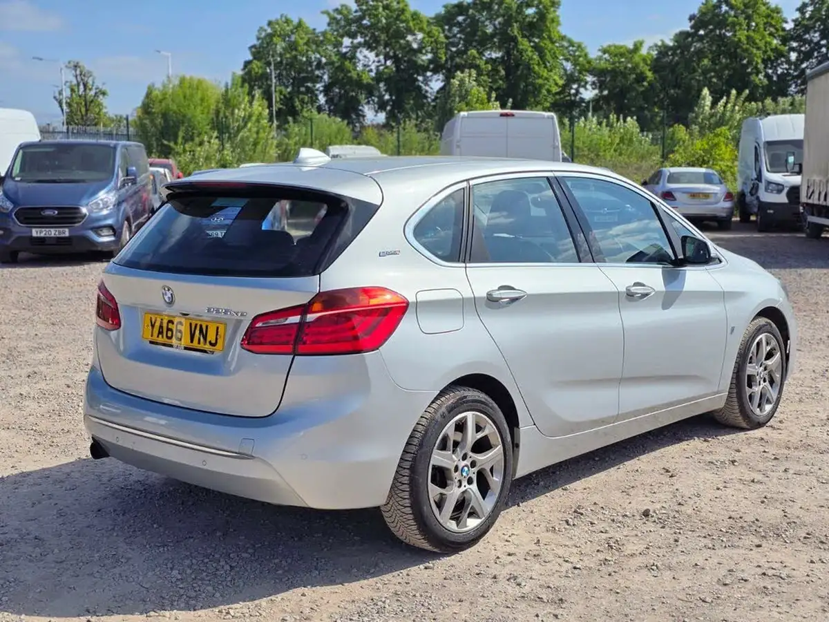 2017-bmw-2-series-15-225xe-phev-luxury-big-16