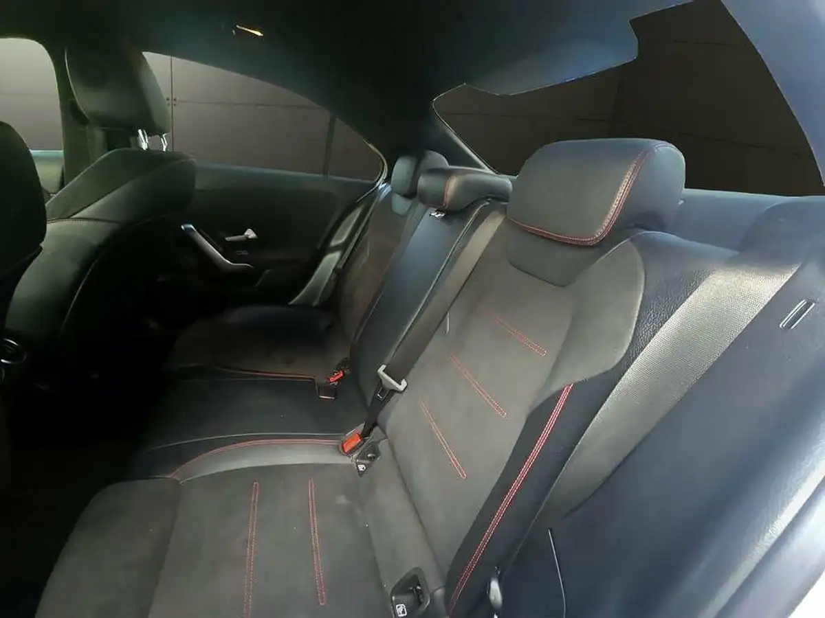 2021-mercedes-benz-a-class-13-a180-amg-line-executive-saloon-4d-7g-dct-big-16