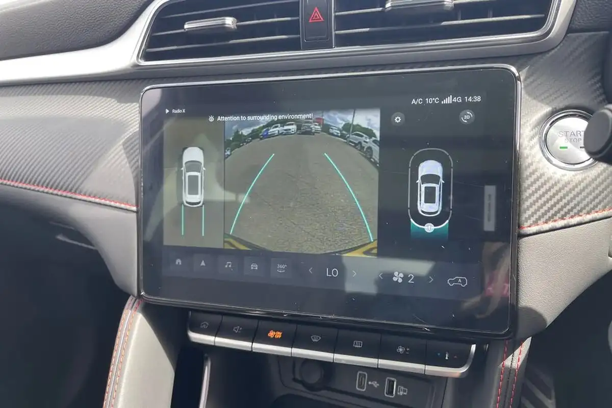 2024-mg-zs-suv-e-trophy-connect-ev-156ps-long-range-big-56