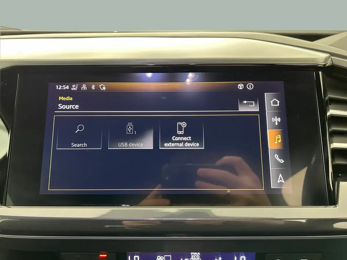 2021-audi-q4-e-tron-35e-s-line-station-wagon-big-26