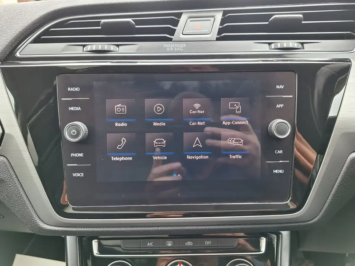 2018-volkswagen-touran-16tdi-se-family-big-33
