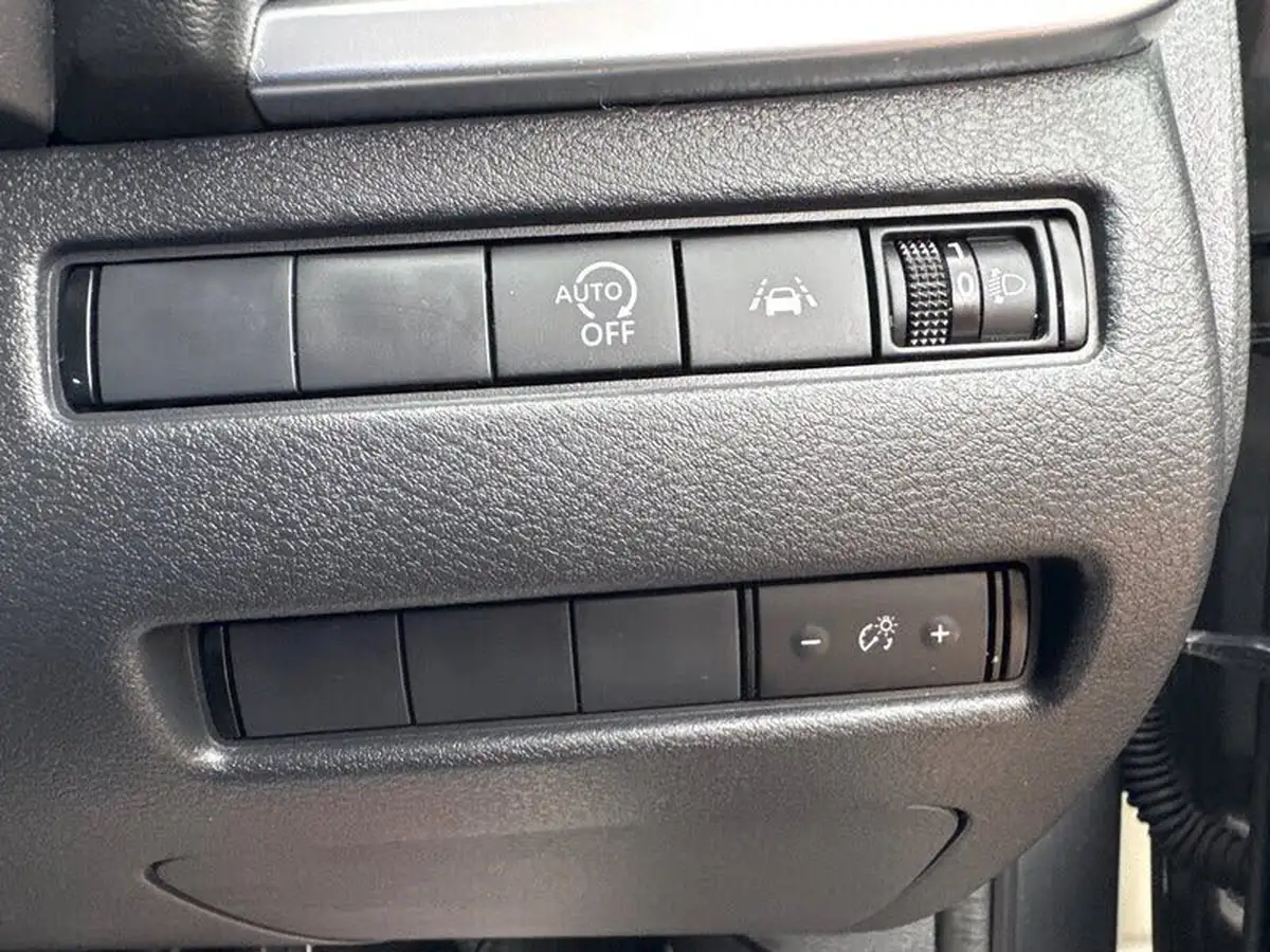 2022-nissan-qashqai-13-dig-t-n-connecta-140ps-big-31