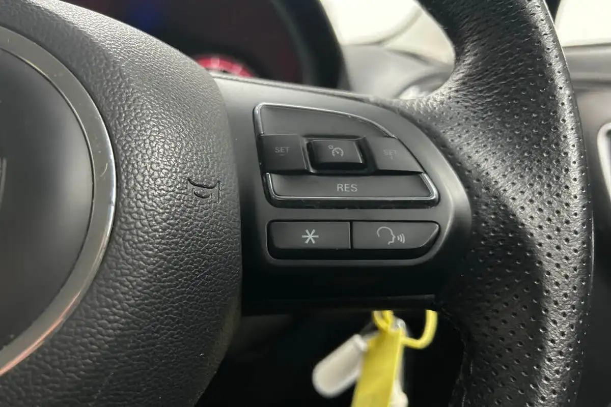 2022-mg-mg3-15-vti-tech-exclusive-nav-big-8