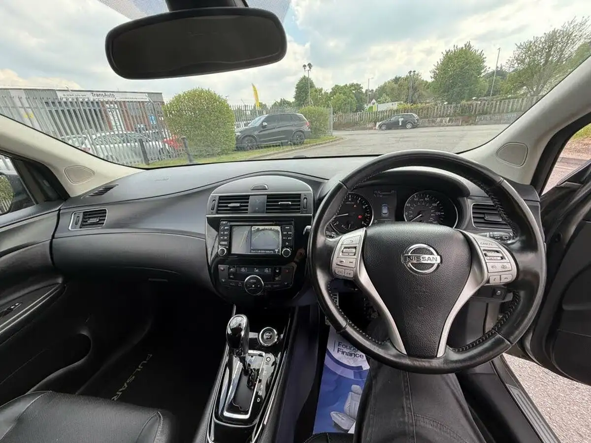 2015-nissan-pulsar-12-tekna-xtronic-big-42