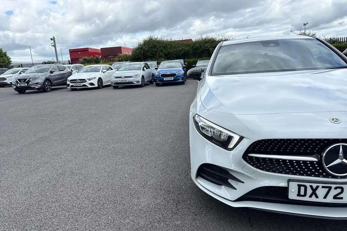 2022-mercedes-benz-a-class-13-a180-amg-line-executive-hatchback-5d-7g-dct-big-24
