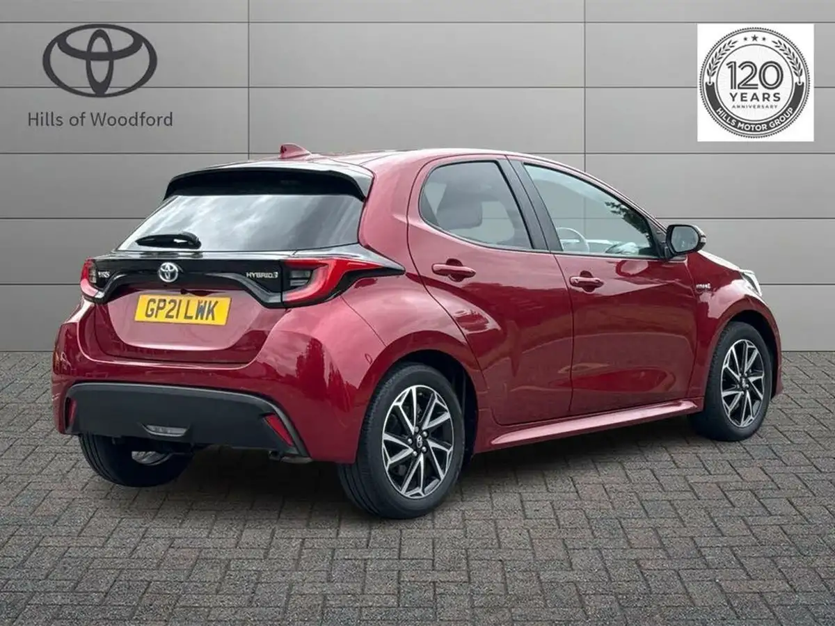 2021-toyota-yaris-15-vvt-i-design-big-2