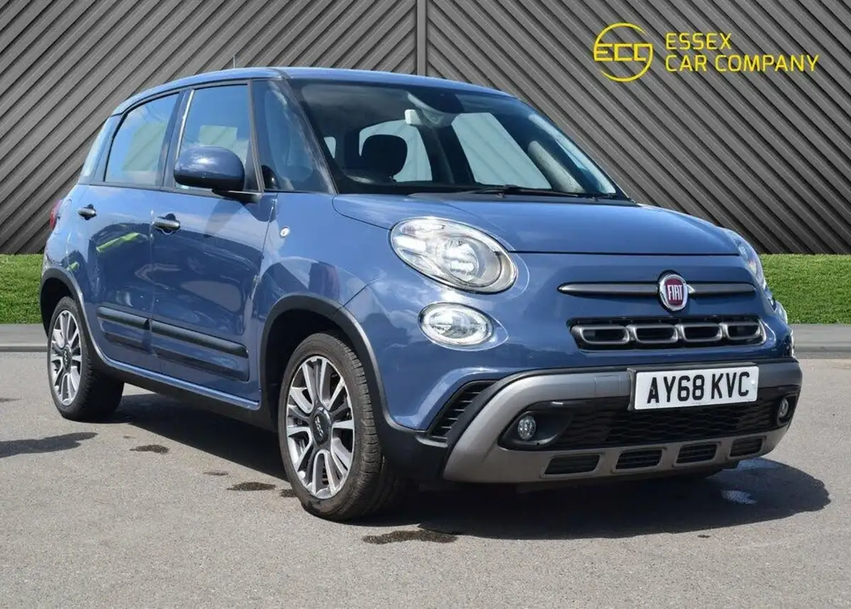 2018-fiat-500l-14-cross-big-4