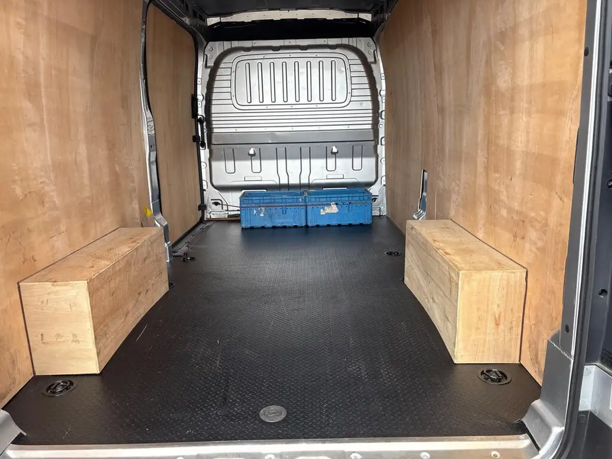 2022-maxus-deliver-9-20tdi-l3h2-lux-big-19