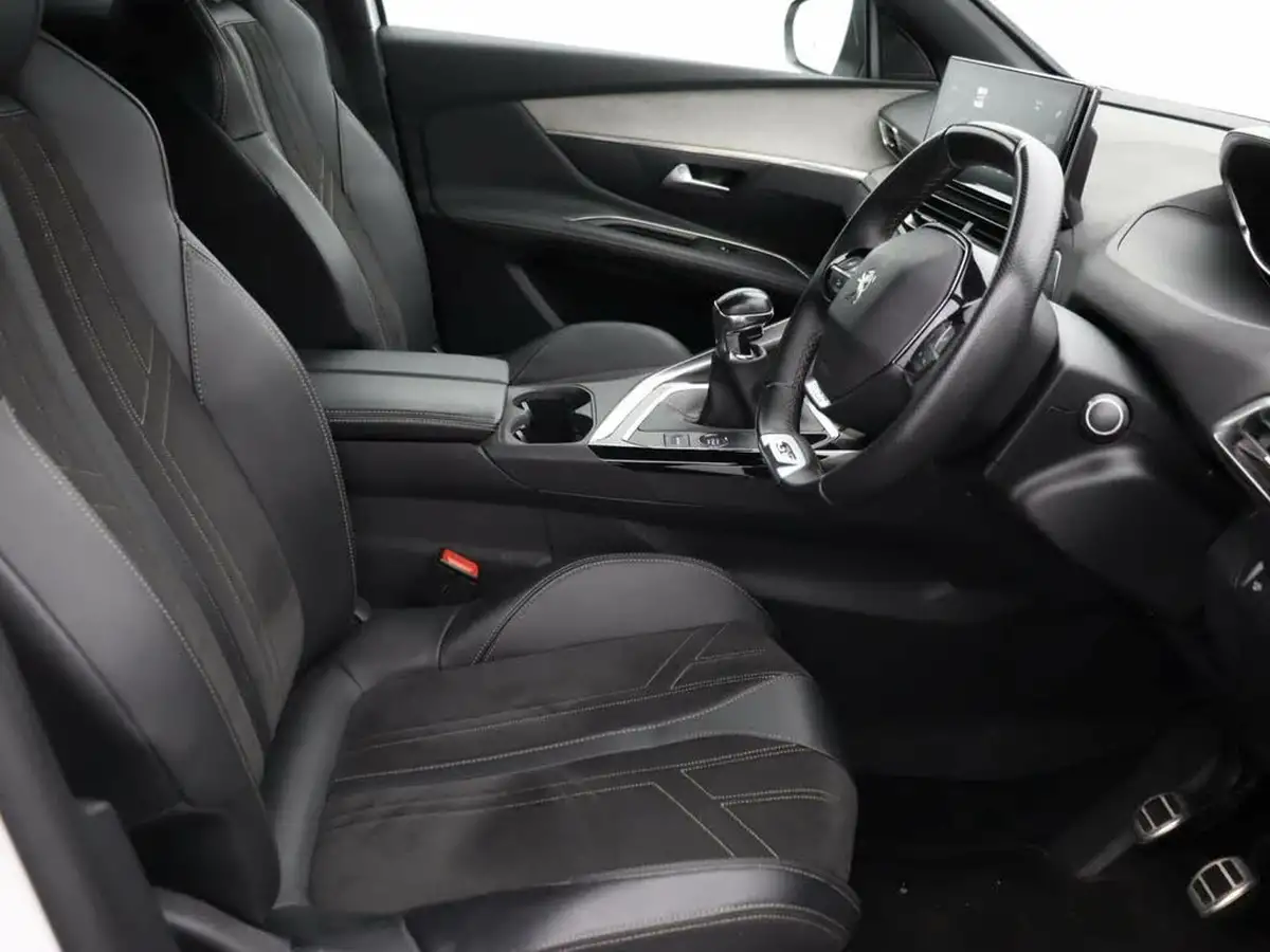2021-peugeot-3008-suv-15-bluehdi-gt-big-30