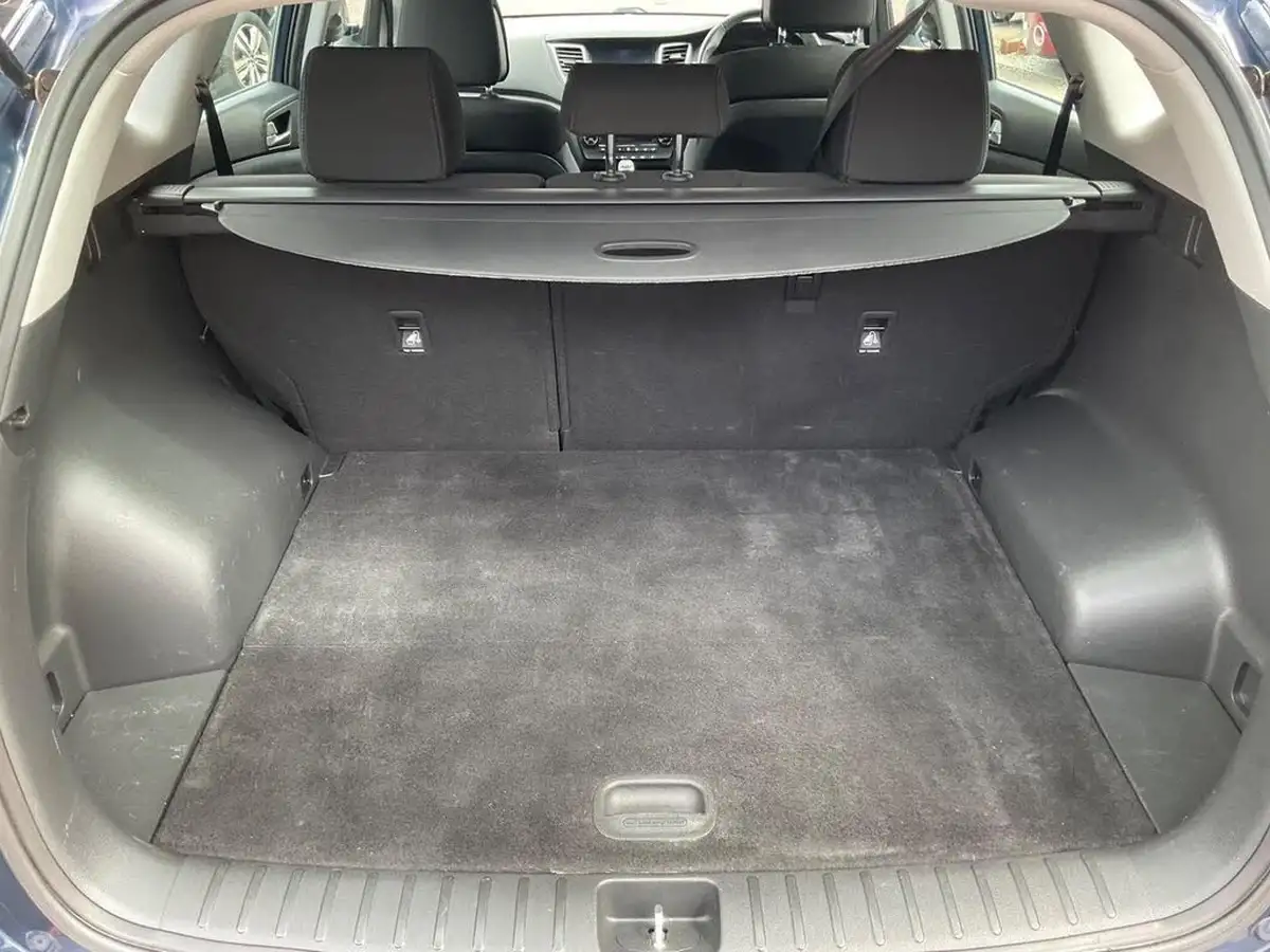 2017-hyundai-tucson-17crdi-blue-drive-se-nav-116ps-big-35