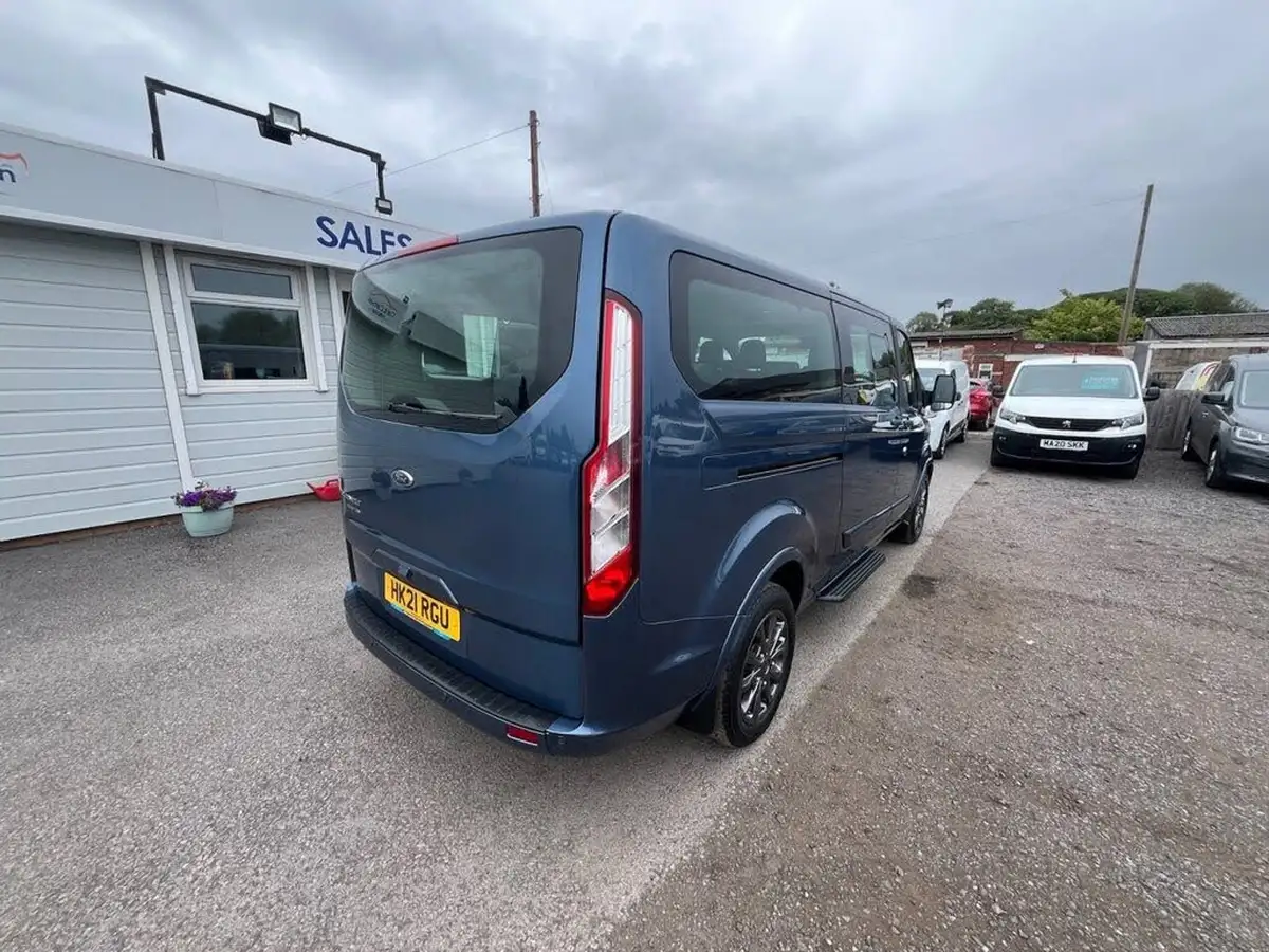 2021-ford-tourneo-custom-20tdci-320-l2-titanium-x-mhev-185pseu6dt-big-16