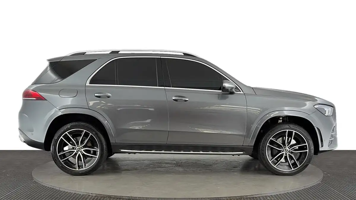 2023-mercedes-benz-gle-class-29d-gle400d-amg-line-premium-plus-331ps-coupe-big-2